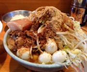 【閲覧注意】ラーメン二郎で数量限定の『なみのりつけめん』をご覧ください