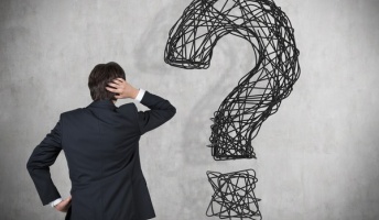 物事って深く考えない方が幸せなの??それとも深く考える方が幸せなの??
