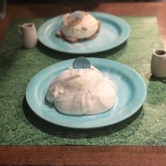 MINX青山 食べログ担当 塩田です。