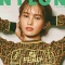 山本彩、NYLON表紙で「FENDI」コーデを堂々着こなす
