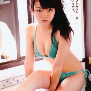 峯岸みなみ