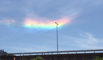 【画像】 静岡で今すごいものが見えてる!