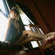 山本梓
