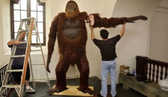 類人猿ギガントピテクス(身長3m、体重500kg)、大きすぎて絶滅していた