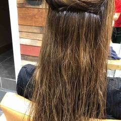 湿気対策はストレートパーマで決まり!