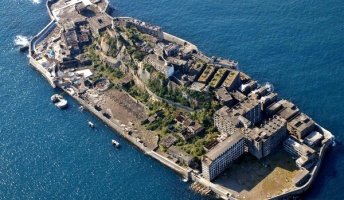 軍艦島の写真貼ってく【軍艦島と巨大廃墟たち】