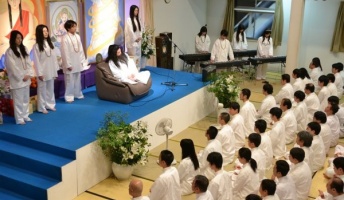 麻原彰晃の行動力やばすぎやろ…