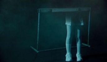 死んだ人が見えるんだけど質問ある?