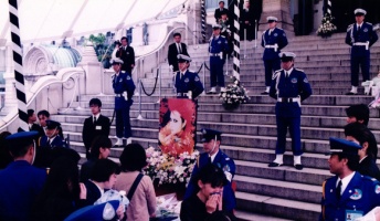 なんで自殺したんだろ??って有名人がこちら・・・・
