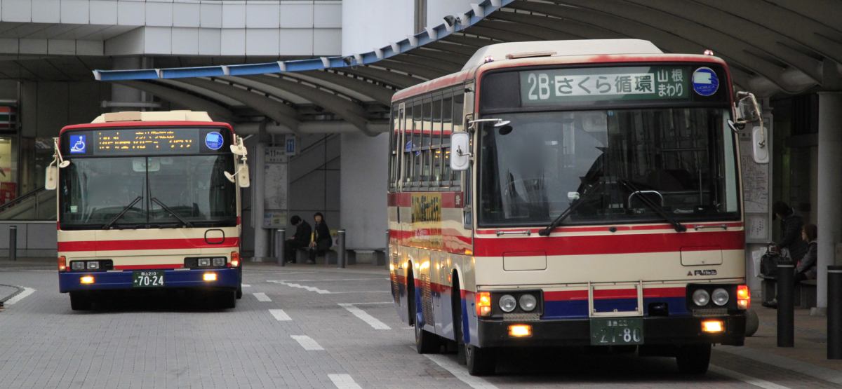 坂町駅前【新潟県村上市】 バスと終点と私