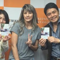 控室で"おちゃめ"な姿の梅宮アンナ