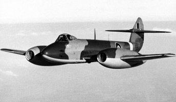 俺がWWⅡ後のイギリスの軍用機を紹介するスレ