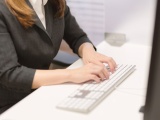 合否を連絡してくれないのはなぜ...「サイレントお祈り」の意味とは?