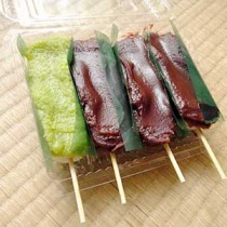 春になったので、団子を食いながらウォークマン(とx,アプリ)のプレイリストを刷新してます。追加じゃないよ、刷新だよ今までのリストを全て削除して、一から作り直し