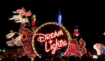 ディズニーランドの都市伝説 怖い話・・・・