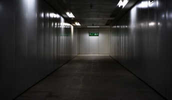 死ぬ程洒落にならない怖い話を集めてみない?『肥薩線列車退行事故』『人間なんですか?』『ヒダル神』他