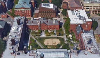 Googleearthで世界の大学を紹介する