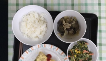 医師だけど当直の時のメシ(病院食)の写真を貼ってく