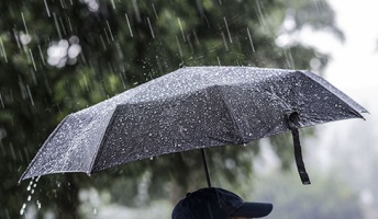 地元で有名な怪人「傘取りババア」と対決したった夏の話