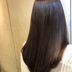 意外!夏に縮毛矯正のオーダーが多いという美容室の真実