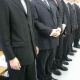 『不況』を盾に「育てず」「教えず」即戦力を望む企業・・・若者や弱者の雇用改善には国が動くしかない?