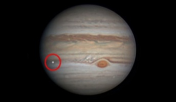 木星に強大隕石が衝突した結果・・・・