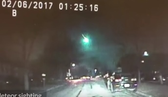 ミシガン湖に火の玉が落下、警官が車載カメラで撮影!地球終了も近いな・・・(※動画あり)