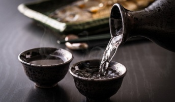 日本酒造ってるけど質問ある?