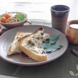 『しょうざん窯(岡山県備前市)の器で朝食 & ミニトマト初収穫! 』の画像