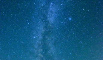 星や月の画像貼って宇宙を感じてみようぜ