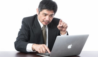 22才の娘を年末年始帰省させたいんだけど【父56歳が2ちゃんで相談wwww】