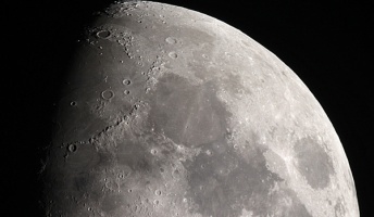 【宇宙】月の地下に長さ50キロの空洞、探査機「かぐや」で判明。JAXA発表