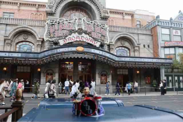 おひとりさまとたまに姪っ子と行くディズニーの旅 ブロードウェイミュージックシアター