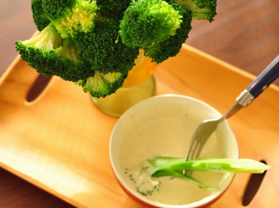 ブロッコリーの茎はどう切ってる？って話と昨日はお魚メニューで晩ごはん、娘にも甘々なオット氏をご覧ください