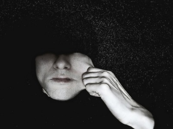 『自分の身体がしっくりこない』奴いる？