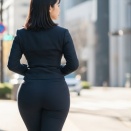 【画像】こういうスーツ越しのムチムチなお尻ｗｗｗ