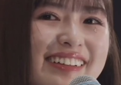 【悲報】小川彩、バッセンで練習しまくった始球式、ワンバンで泣く