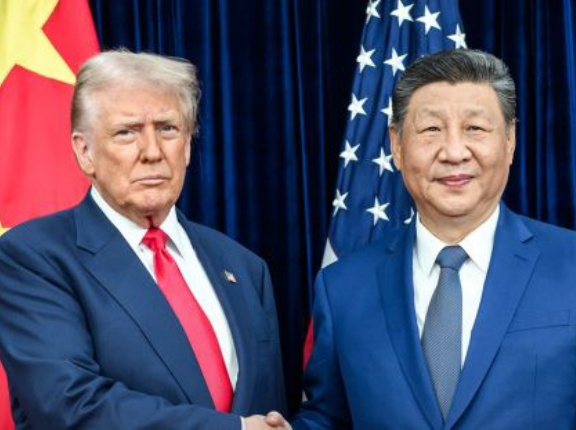 トランプ大統領「アメリカと中国の関係は極めて強固。習近平国家主席は国賓として訪米する」「高市首相は極めて親しい友人。いつでも電話してきて」