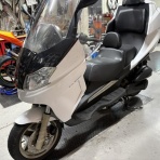 カスタムバイクショップYon-SIGN