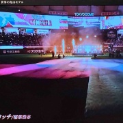 ���չ���B'z�Υ��å������ܺǽ��������夲��