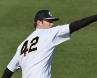 ルーカス、エグすぎて来年はMLBに帰りそうで草