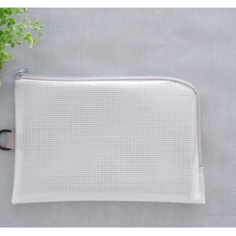 ダイソーのL型ファスナーポーチで手帳まわりが快適に｜A5サイズがちょうどいい