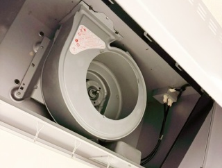 【シニアの暮らし】夏の大掃除✨便利品活用‼️年に一度の換気扇掃除。。
