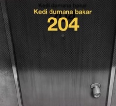 【ヤニねこ】EDのドアに毎回書かれているトルコ語は何なんだ？【海外の反応】
