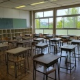 【悲報】中学教師「原爆教育、生徒みんな冷笑しかしないからもうやりたくない」
