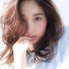 春を先取り♪ 可愛いミディアムパーマ