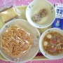 【地獄】小学校の給食、コロナ対策強化で地獄のようなメニューになってしまう…　「これもう刑務所の囚人のがマシだろ」