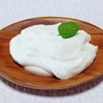 【衝撃】ワイ、ニンニク5玉丸齧りしたあと下痢を出す→その後大量のヨーグルトを食べた結果…