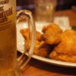 医師「酒うめー」  病院「患者が危篤です！来てください！」 医師「今行く！！待ってろ！！」  警察「はい飲酒運転」
