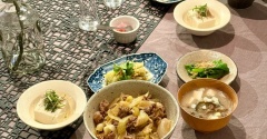 股関節痛でヨチヨチ作った牛丼の夜ごはん